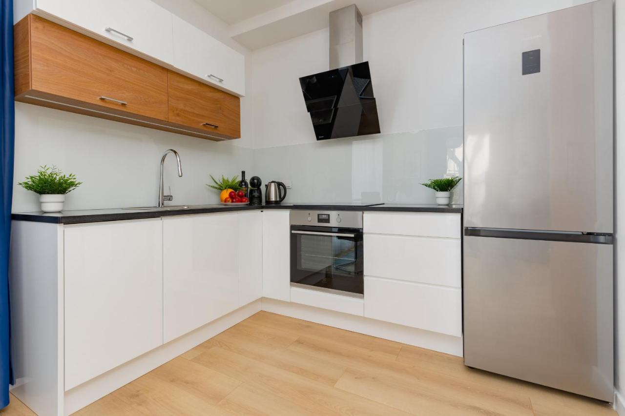 Warszawa Srodmiescie Bonifraterska Apartments By Noclegi Renters Екстериор снимка
