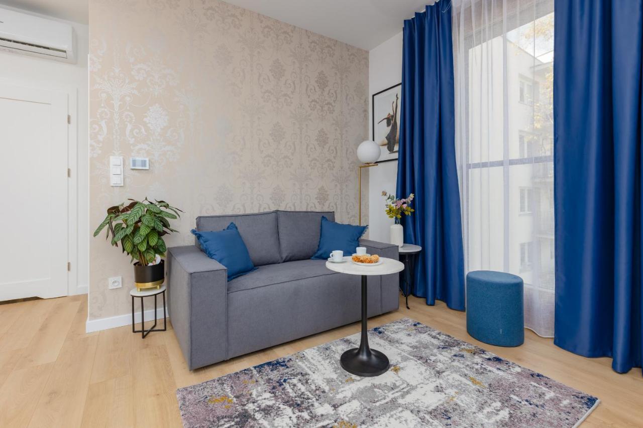 Warszawa Srodmiescie Bonifraterska Apartments By Noclegi Renters Екстериор снимка