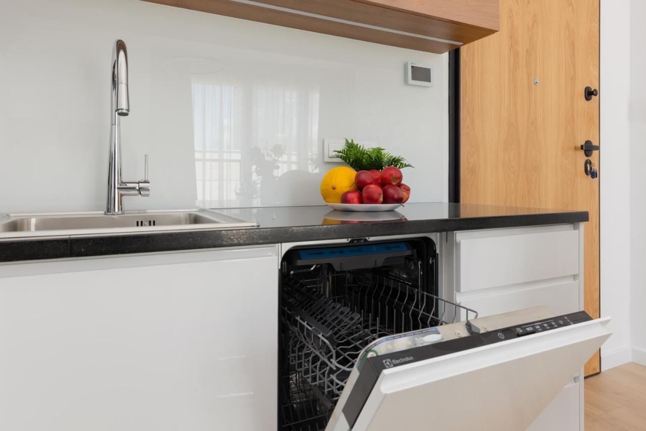 Warszawa Srodmiescie Bonifraterska Apartments By Noclegi Renters Екстериор снимка